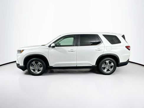 Used 2025 Honda Pilot EX-L image 4