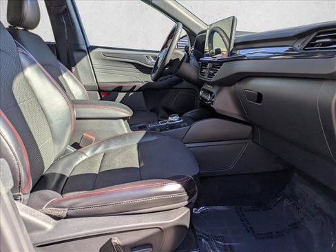 Used 2024 Ford Escape ST-Line Select w/ Tech Pack #2 image 29