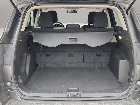 Used 2018 Ford Escape SE w/ SE Sync 3 Package image 24