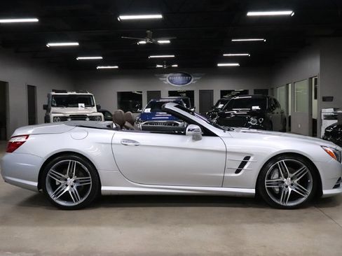 Used 2013 Mercedes-Benz SL 550 550 image 12