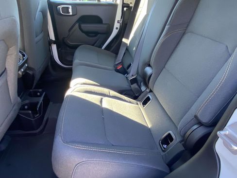 New 2026 Jeep Gladiator Sport image 12