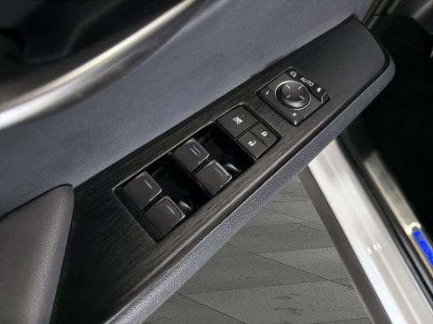 Certified 2024 Lexus UX 250h F Sport FWD image 9