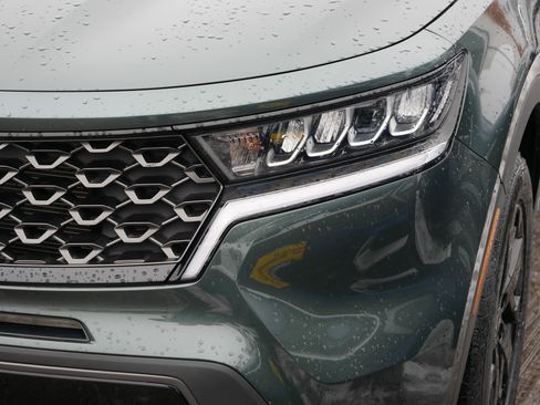 Certified 2023 Kia Sorento S w/ Panoramic Sunroof Package image 16