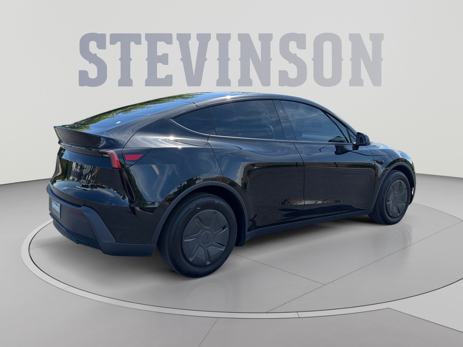 Used 2026 Tesla Model Y Long Range AWD/4WD image 5