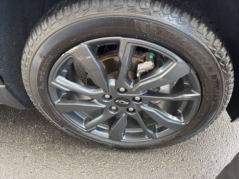 Used 2022 Chevrolet Equinox RS FWD image 12