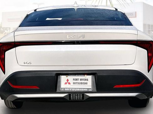Used 2025 Kia K4 FWD image 16