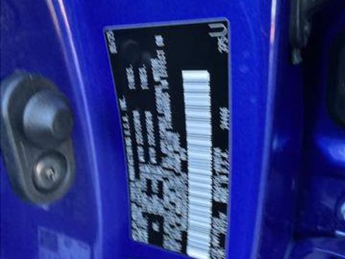 Certified 2025 Toyota Corolla Cross XLE image 21