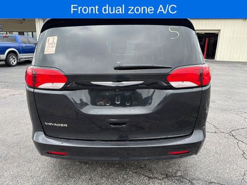 Used 2023 Chrysler Voyager LX FWD image 6