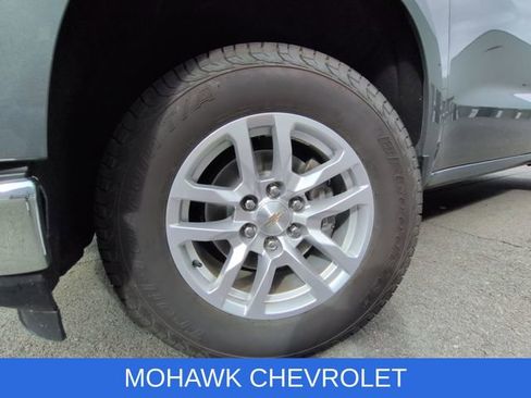 Certified 2022 Chevrolet Silverado 1500 LT AWD/4WD image 33