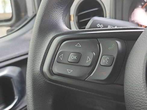 New 2026 Jeep Gladiator Sport AWD/4WD image 27
