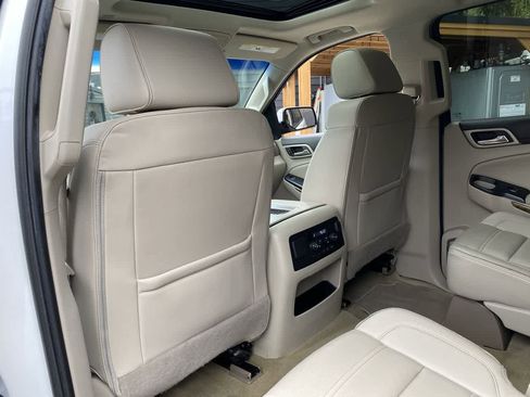 Used 2017 GMC Yukon Denali w/ Open Road Package AWD/4WD image 15