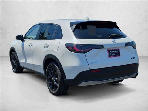 Used 2024 Honda HR-V Sport image 7