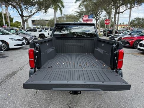 Used 2025 Toyota Tacoma SR5 image 7