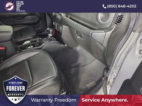 Used 2021 Jeep Gladiator Overland w/ Popular Equipment Package AWD/4WD image 34