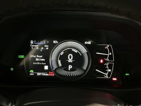 Used 2024 Lexus UX 250h AWD w/ Premium Package image 18