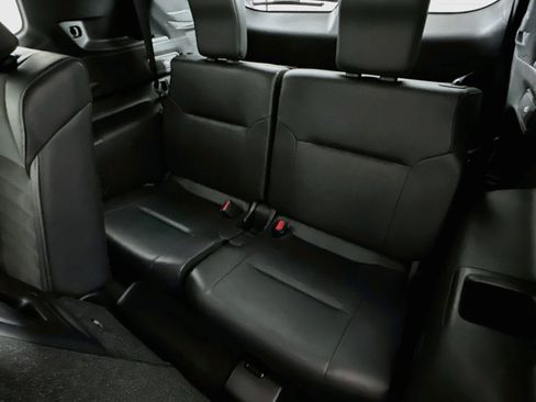 Used 2024 Mitsubishi Outlander SE AWD/4WD image 29