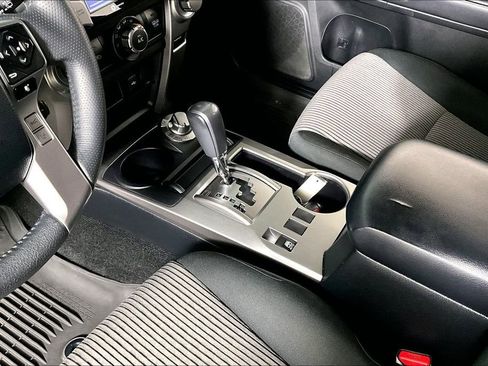 Used 2022 Toyota 4Runner SR5 image 17