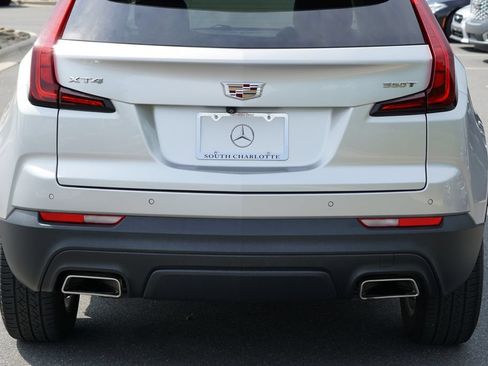 Used 2022 Cadillac XT4 Luxury w/ Cold Weather Package FWD image 16