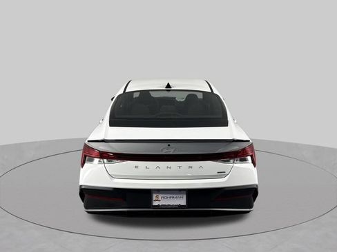 Used 2025 Hyundai Elantra SEL FWD image 43