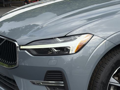Used 2023 Volvo XC60 B5 Core w/ Climate Package FWD image 6