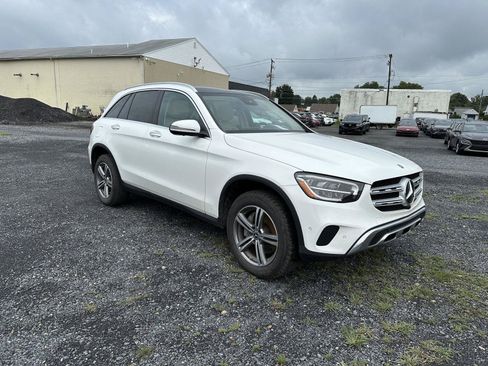 Used 2022 Mercedes-Benz GLC 300 4MATIC image 2