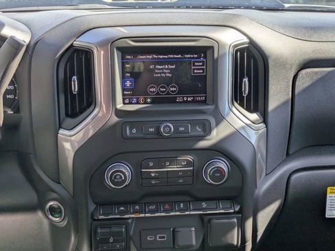 Used 2025 Chevrolet Silverado 1500 Custom Trail Boss image 16