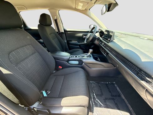 Used 2024 Honda HR-V LX image 30