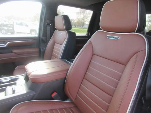 New 2026 GMC Sierra 2500 Denali Ultimate image 15