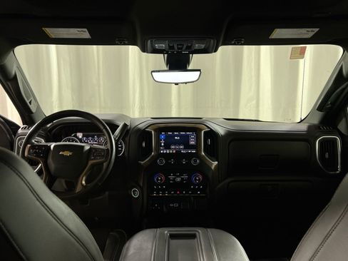 Used 2021 Chevrolet Silverado 1500 High Country w/ Technology Package image 17