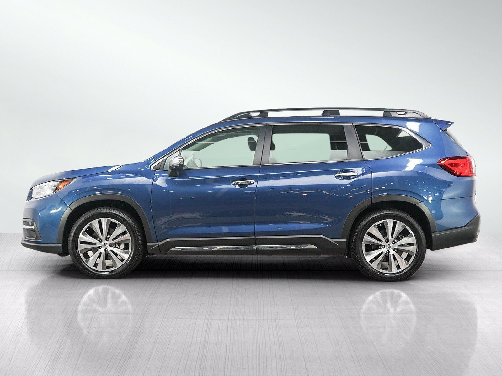 Used 2022 Subaru Ascent Touring AWD/4WD image 2