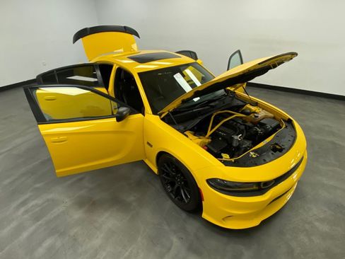 Used 2017 Dodge Charger R/T Scat Pack w/ Dynamics Package RWD image 54