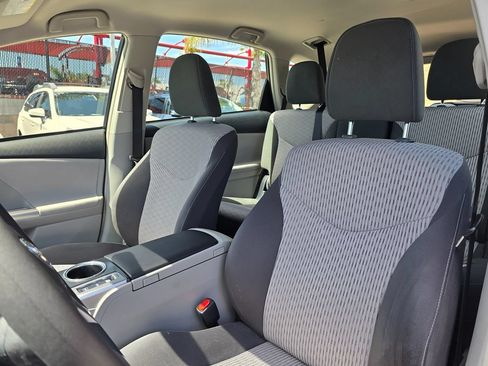 Used 2015 Toyota Prius V Three FWD image 20