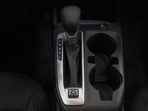 Used 2024 Chevrolet Trax LS w/ LS Convenience Package image 16