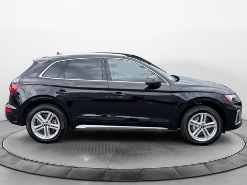 Used 2023 Audi Q5 e Premium Plus w/ Premium Plus Package AWD/4WD image 8
