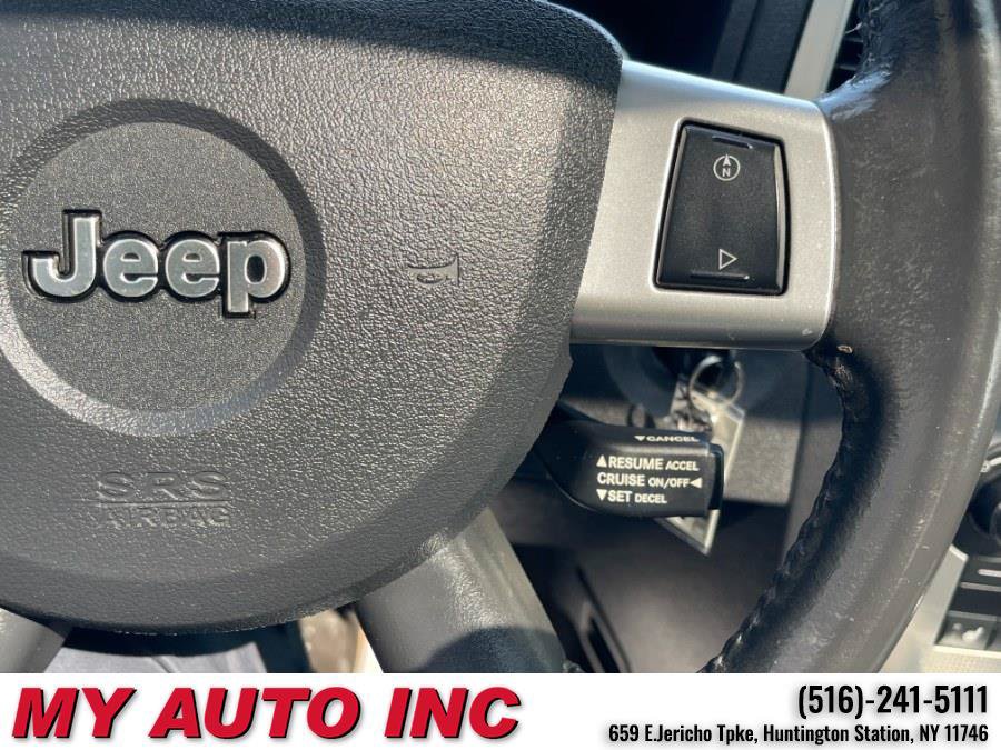 Used 2010 Jeep Grand Cherokee Laredo AWD/4WD image 22