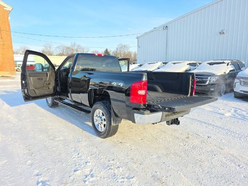 Used 2014 Chevrolet Silverado 2500 LT w/ Interior Plus Package image 22