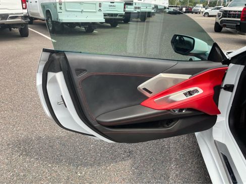 Used 2024 Chevrolet Corvette Stingray Preferred Cpe w/ Battery Protection Package RWD image 10