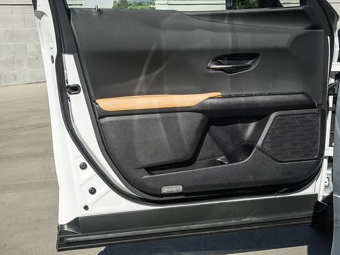 New 2026 Lexus UX 300h FWD image 29