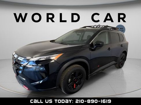 Used 2025 Nissan Rogue SV AWD/4WD image 6