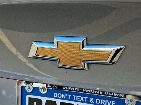 Used 2023 Chevrolet Malibu LT FWD image 29