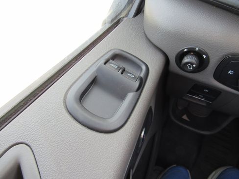 Used 2024 Ford Transit 250 Low Roof w/ Exterior Upgrade Package image 14