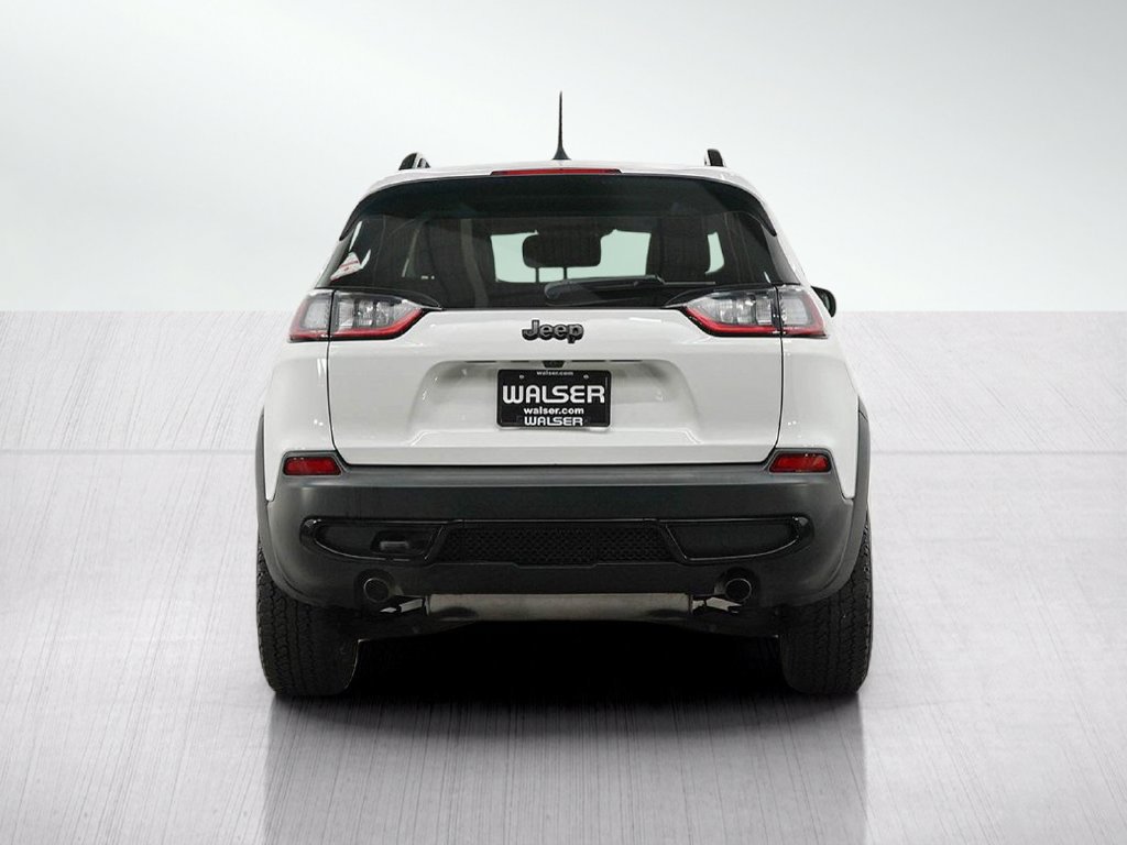 Used 2022 Jeep Cherokee Latitude w/ Sun & Sound Group AWD/4WD image 4