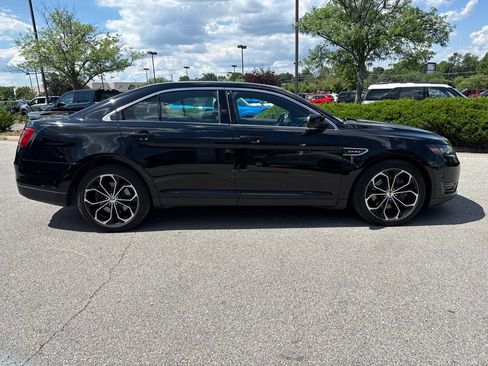 Used 2017 Ford Taurus SHO w/ Driver Assist Package AWD/4WD image 9