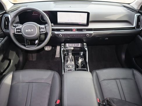 Used 2025 Kia Sorento SX image 14