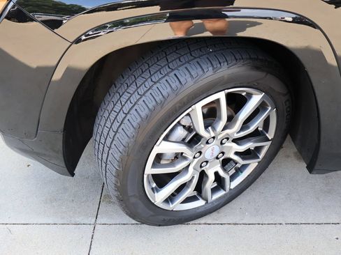 Used 2022 GMC Terrain Denali w/ LPO, Floor Liner Package AWD/4WD image 40