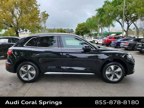 Certified 2023 Audi Q5 2.0T Premium w/ Convenience Package image 9