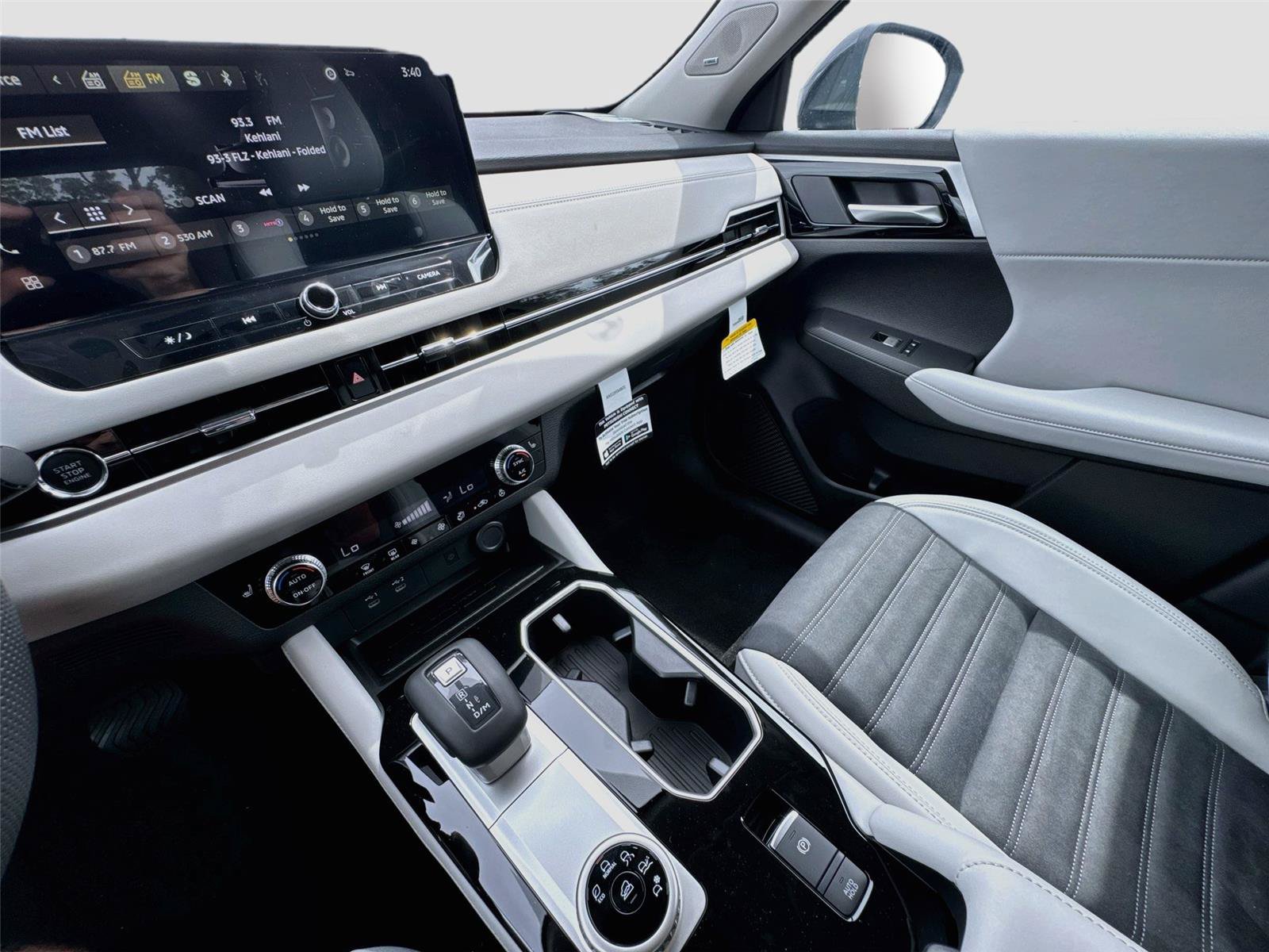 New 2026 Mitsubishi Outlander SE FWD image 15