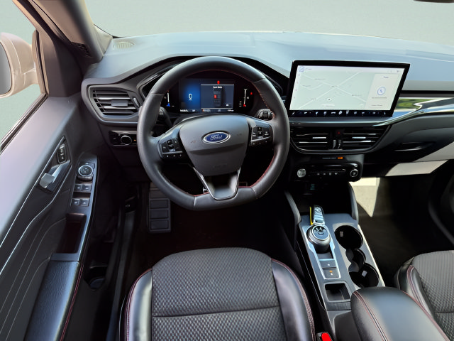 Used 2023 Ford Escape ST-Line w/ Tech Pack #1 AWD/4WD image 7