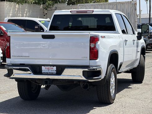 Used 2024 Chevrolet Silverado 2500 LTZ AWD/4WD image 5