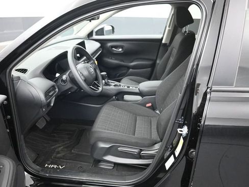 New 2026 Honda HR-V LX image 9